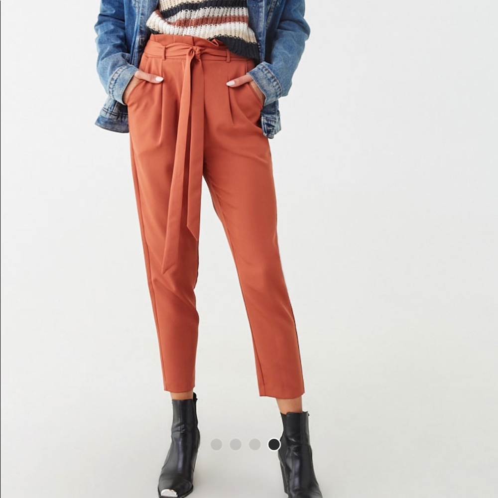 Paperbag ankle pants
